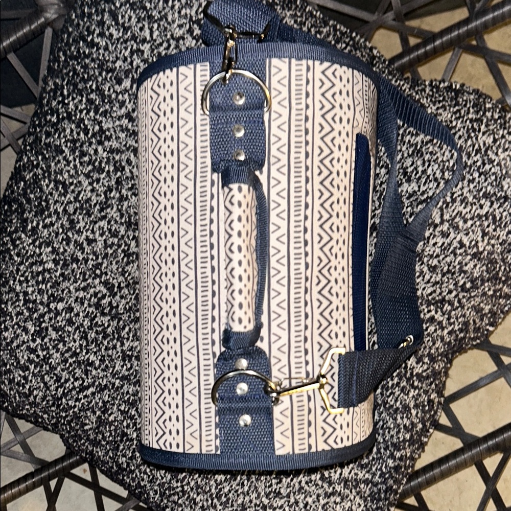 Hamster or small pet carrier, collapsible, zip sides to let ur lil furry in/out